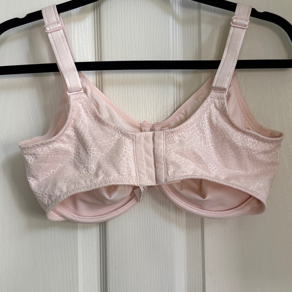 Chantelle C Magnifique Seamless Unlined Minimizer Soft Pink Bra - Picture 2 of 5